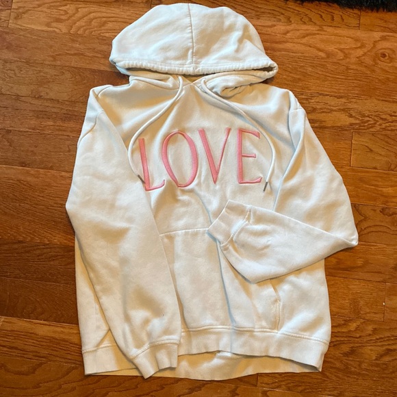 H&M Sweaters - H&M off white hoodie